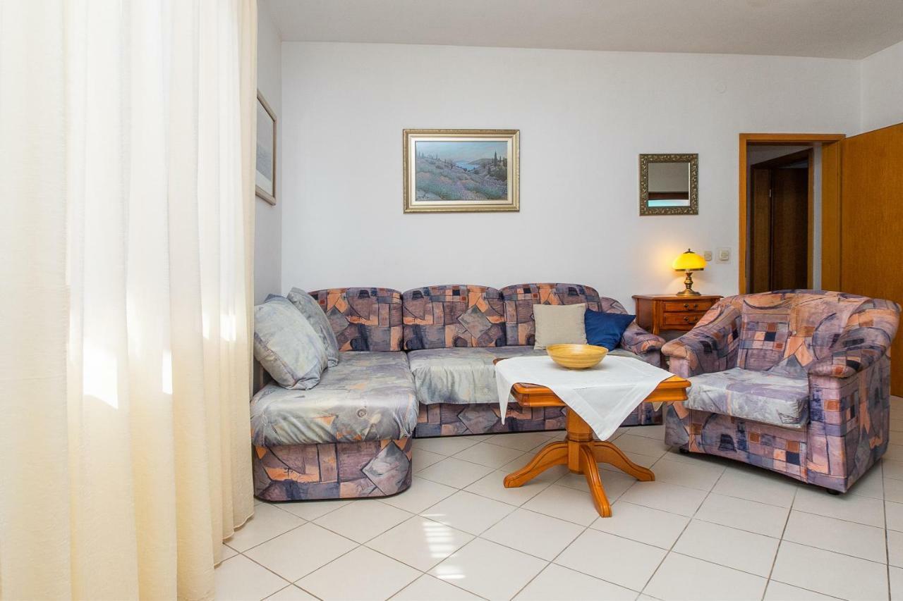Apartment Olivera Trogir Exterior photo
